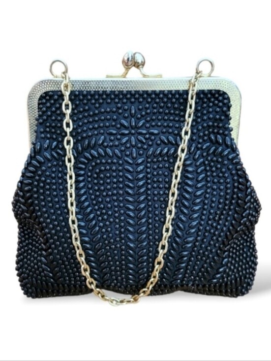 Golden Name Handbags - Vintage 1950s Black Beaded Evening Bag | Kiss Lock Frame Purse